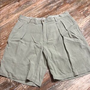 Tommy Bahama size 3/4 women silk shorts